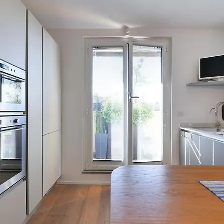 Primopiano - Battaglia B Apartment *